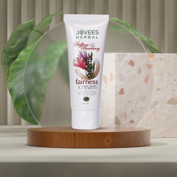 JOVEES HERBAL SAFFRON& BEARBERRY FAIRNESS CREAM 60G